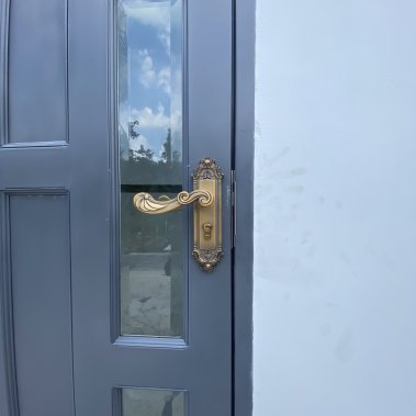 Khóa cửa chính Demax CLK305