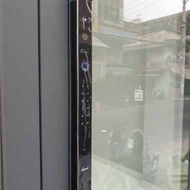 Khóa thông minh nhận diện khuôn mặt Face ID cho cửa nhôm sắt DEMAX EL906 BL CNC APP WIFI - chống nướ