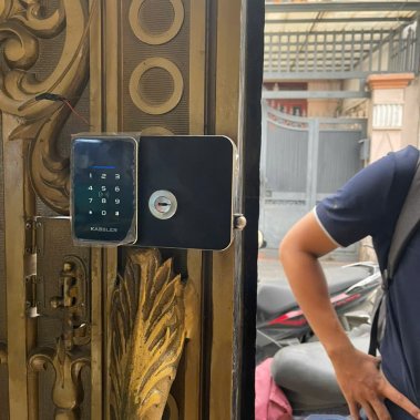 Khóa cửa cổng vân tay Kassler KL-579 CNC SILVER GREY / KL-579 CNC GOLD GREY