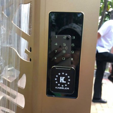 Khóa cửa cổng vân tay Kassler KL-579 CNC SILVER GREY / KL-579 CNC GOLD GREY