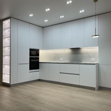 TỦ BẾP 39 - TỦ BẾP KỊCH TRẦN MELAMINE MẦU TRẮNG