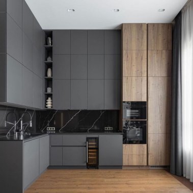 TỦ BẾP 68 - TỦ BẾP KỊCH TRẦN MÀU XÁM ĐẬM PHỐI VÂN GỖ