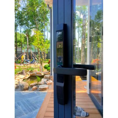 Khoá vân tay cửa nhôm, cửa đố nhỏ Laffer R1