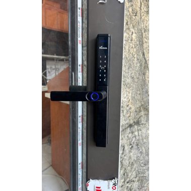 Khóa thông minh chống nước Demax EL599 LUX BL