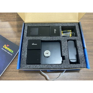 Khoá vân tay cửa cổng chống nước DEMAX SL608 GB APP